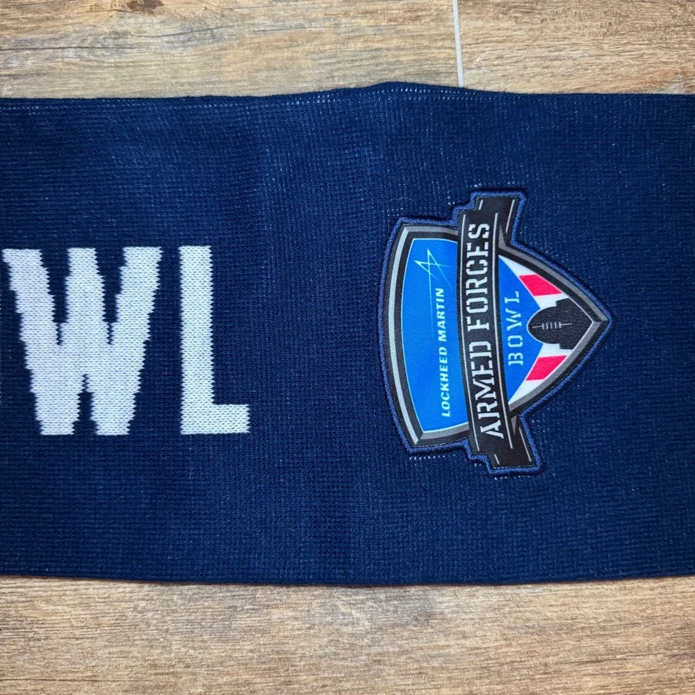 Armed Forces‎ Bowl Scarf Navy Blue Purple White Red Stripe Fringed